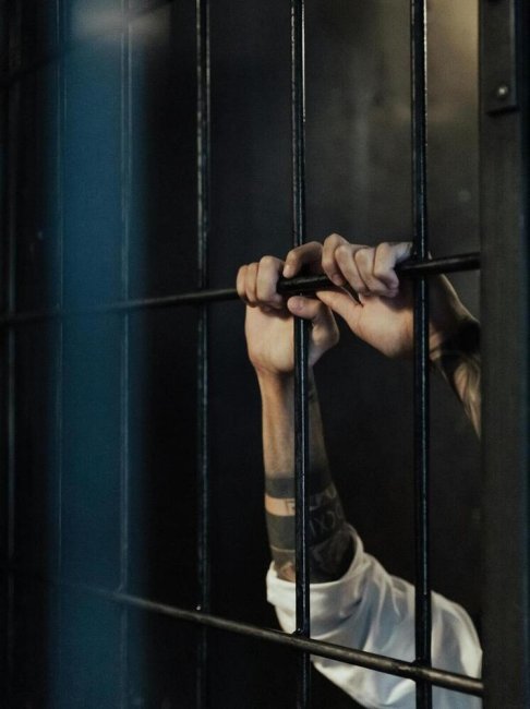 Жителю Дагестана вынесли приговор за убийство сестры и соседа - «Новости»