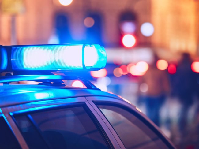 Германия — Выстрелы у закусочной: вооружен и опасен - «Новости»