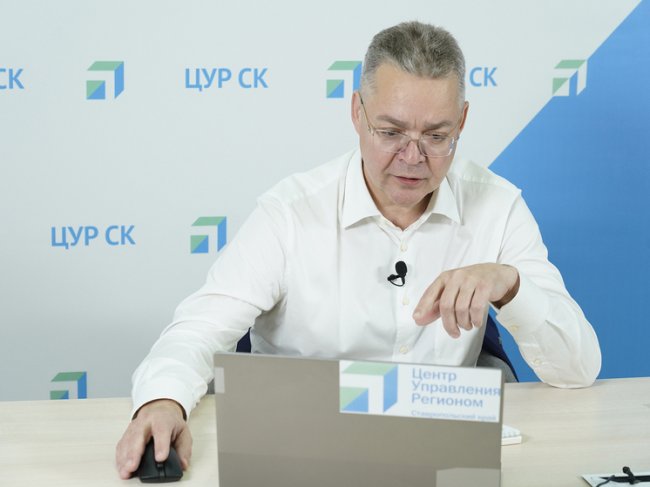 Владимир Владимиров пообещал решить проблему разбитой дороги в селе Арзгир - «Новости»