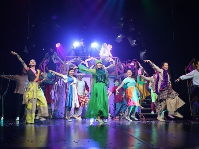 В Калмыкии состоялась премьера мюзикла «Снежная леди» - «Новости»
