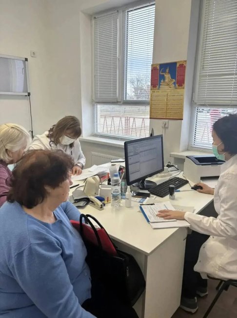 Медики Калмыкии продолжают выездные приемы - «Новости»