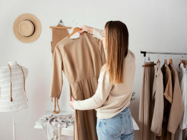 Врач Кузьменко рассказал о рисках примерки одежды в магазинах - «Новости»