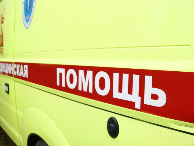 Два подростка пострадали при опрокидывании электросамоката в Конаково - «Новости»